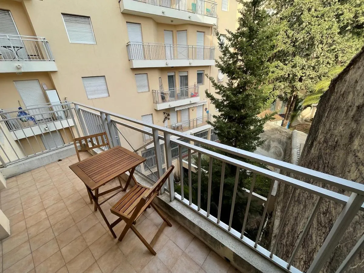 Appartements Villa Rimbaud By Connexion Cannes France