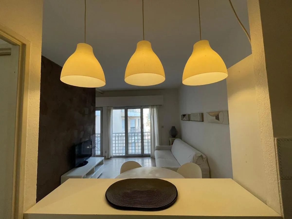 Appartements Villa Rimbaud By Connexion Cannes France