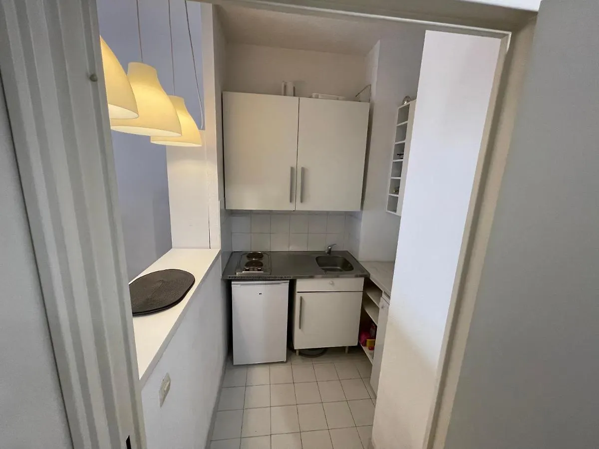 Apartment Appartements Villa Rimbaud By Connexion Cannes France